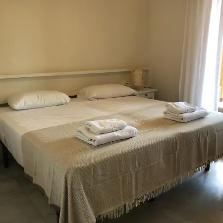 La Cala Azul 2 Bedroom With Big Sunny Terrace & Walking Distance To The Amenities - Costa Del Sol Daire *